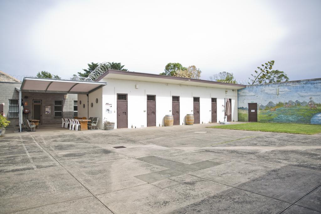 The Old Mount Gambier Gaol Hotel Kültér fotó